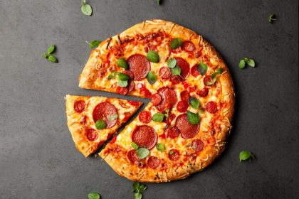 la pizza fa ingrassare