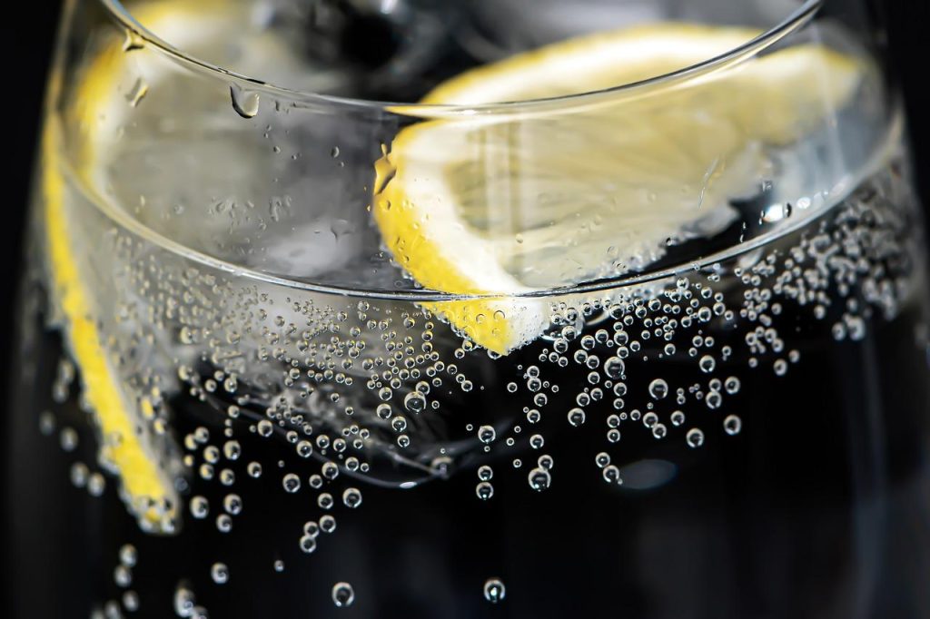 l'alcol fa ingrassare