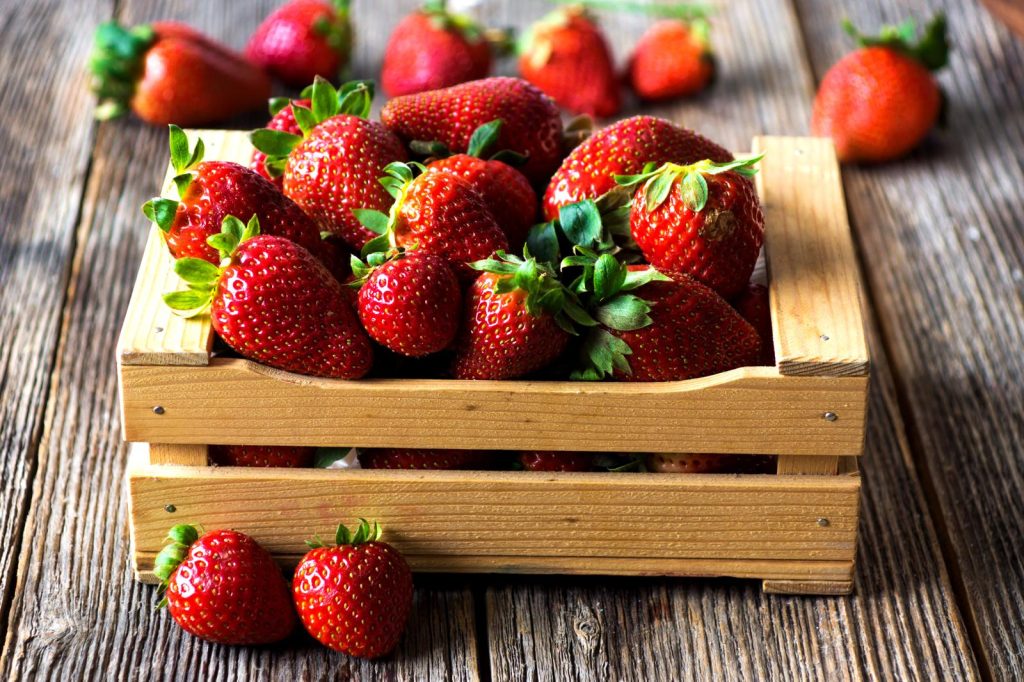 le fragole fanno ingrassare
